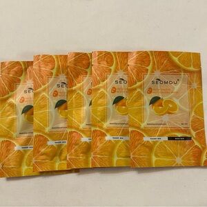 Five Packages of Fresh Orange Moisturizing Mask